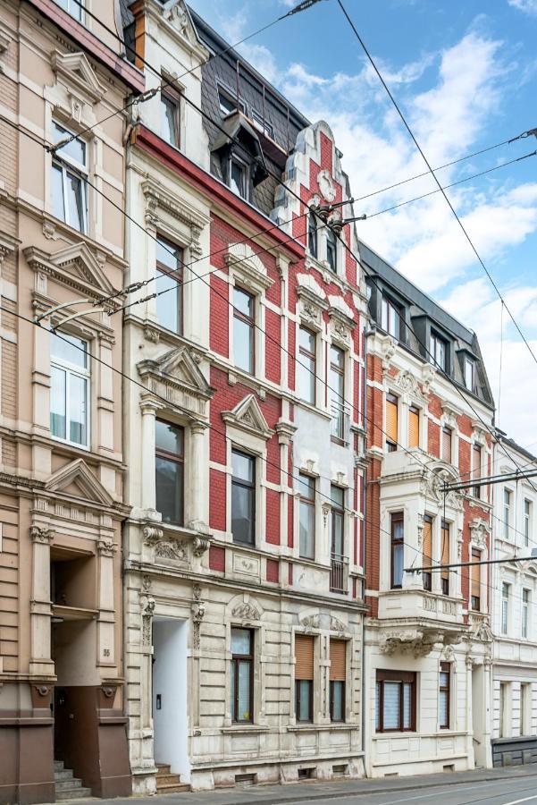 Einfach Aber Sehr Komfortabel - Wohnung Fuer 6 Personen - 2Xwc - Grupen, Messe, Monteure, Studenten - Voll Ausgestattet - 6 Betten 140X200Cm Hochwertig, 3 Smart-Tv 55 Zoll Netflix, 1000 Mbit Wlan, Voll Ausgestattete Kueche Duisburg Exteriör bild